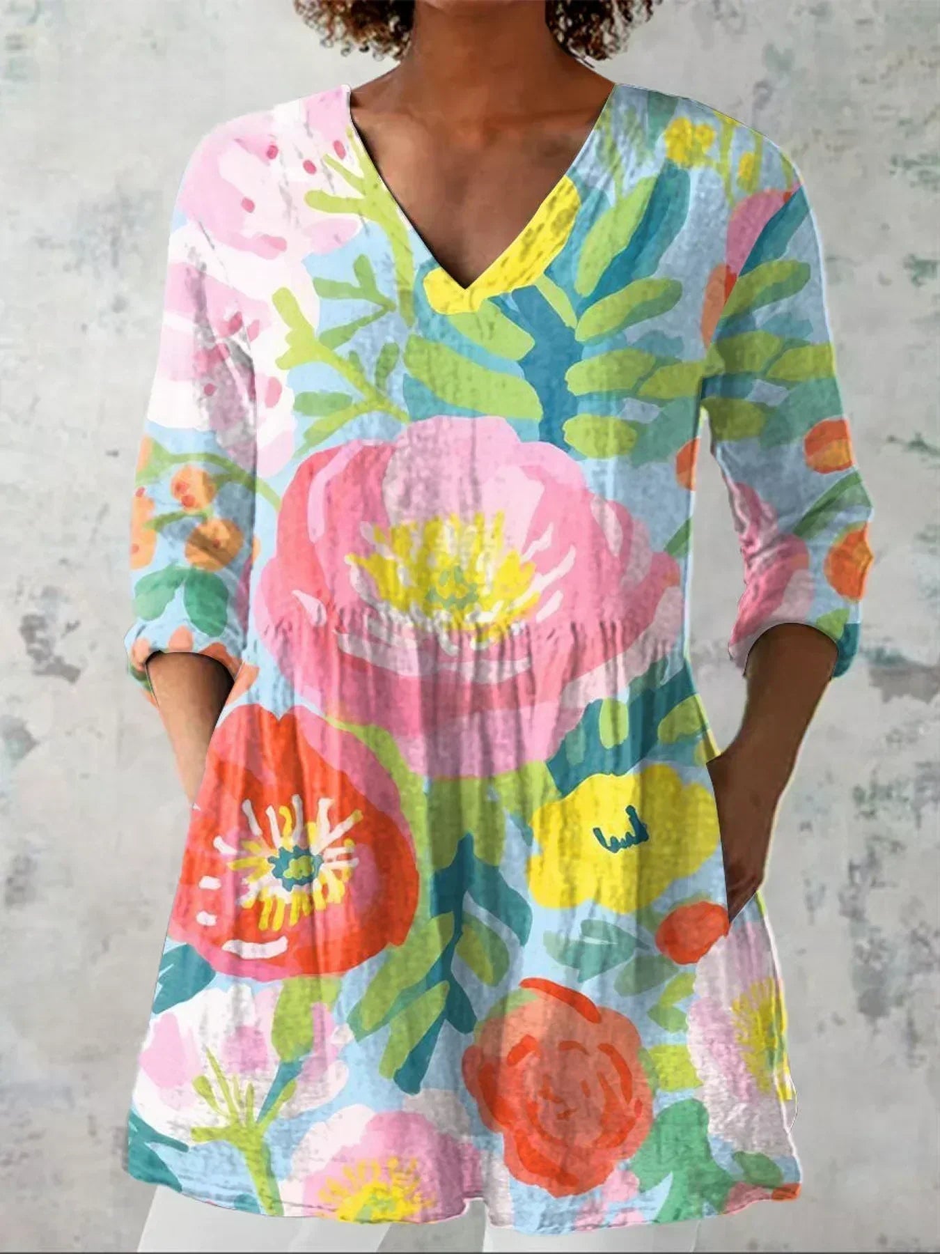 Alyth | Soft Floral V-Neck Shirt
