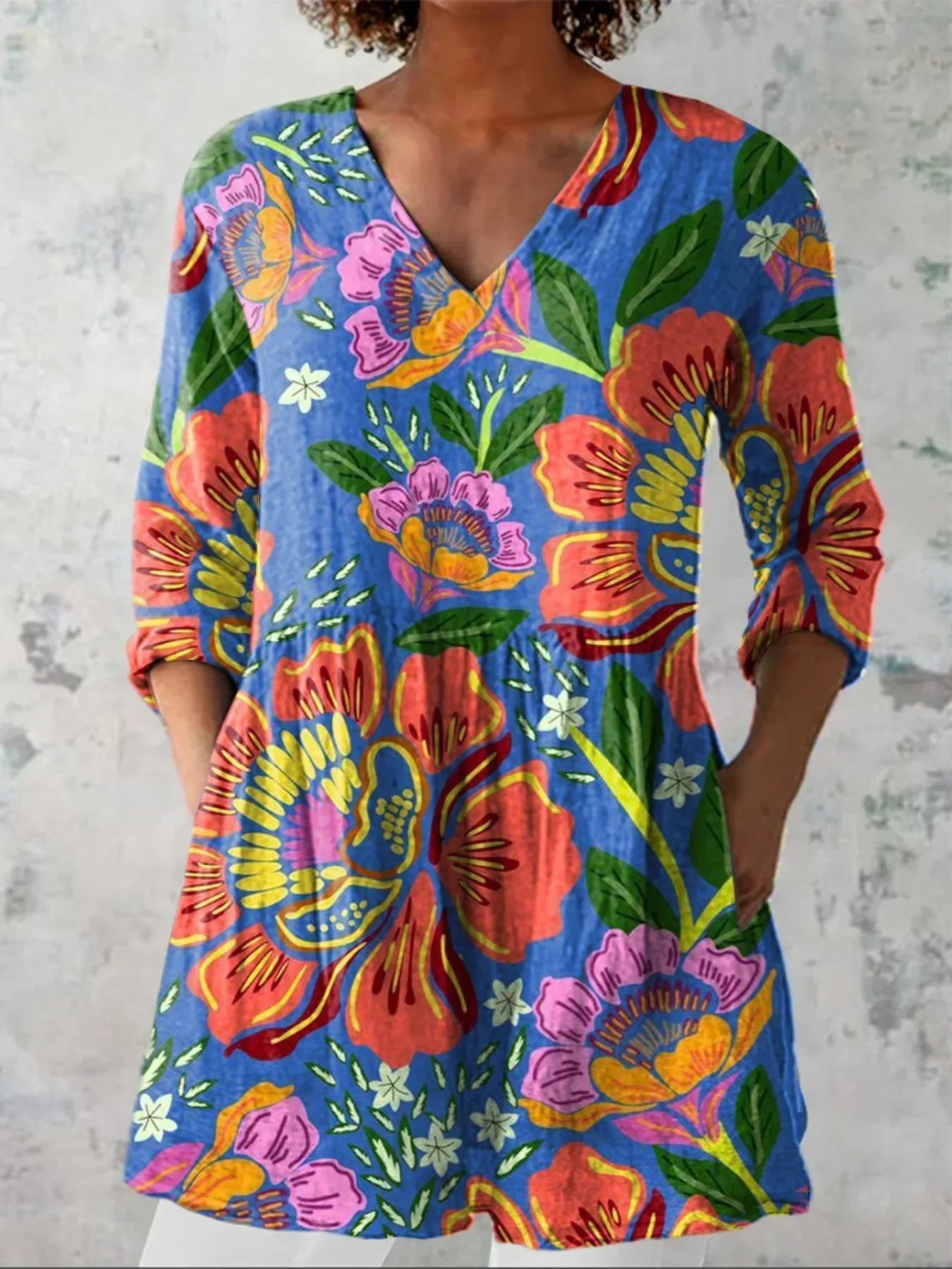 Rannoch | Tropical Floral V-Neck Shirt