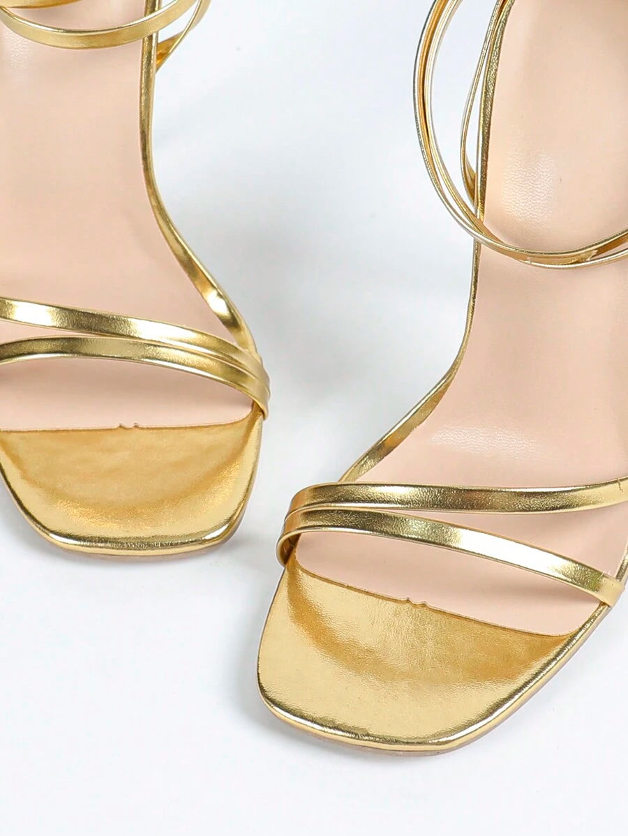 High heeled pumps