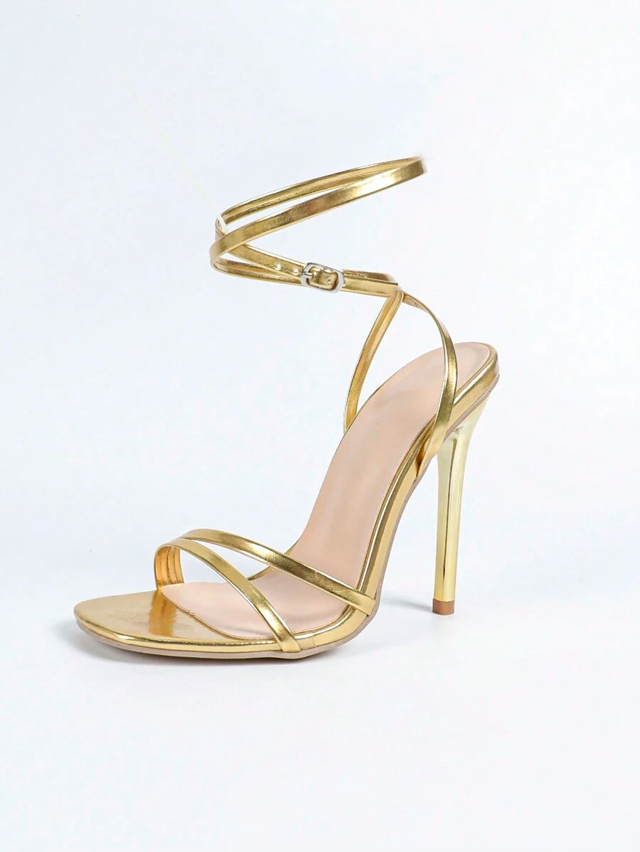 High heeled pumps
