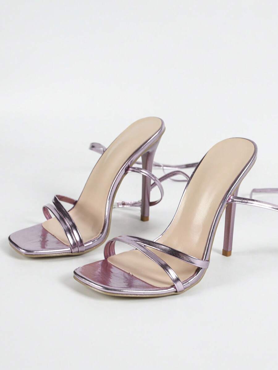 High heeled pumps