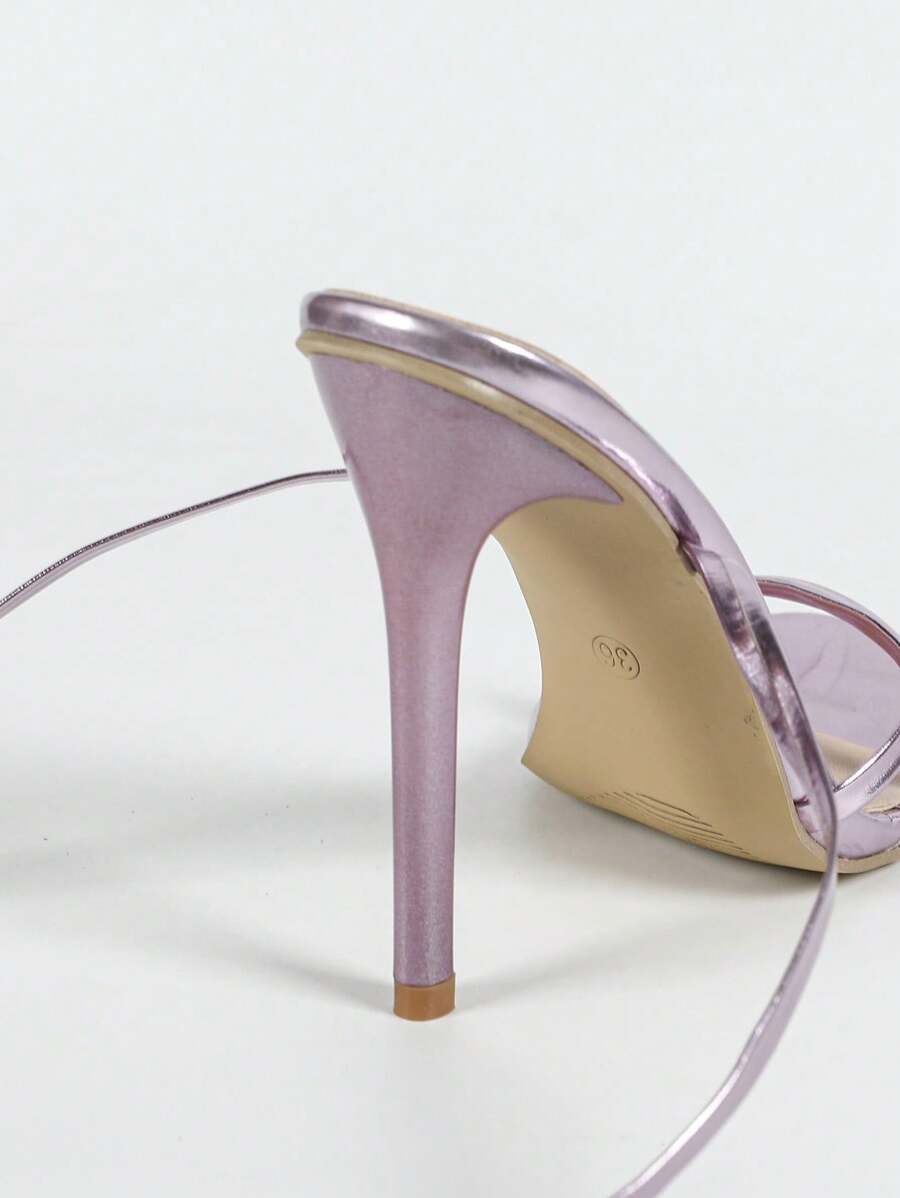 High heeled pumps