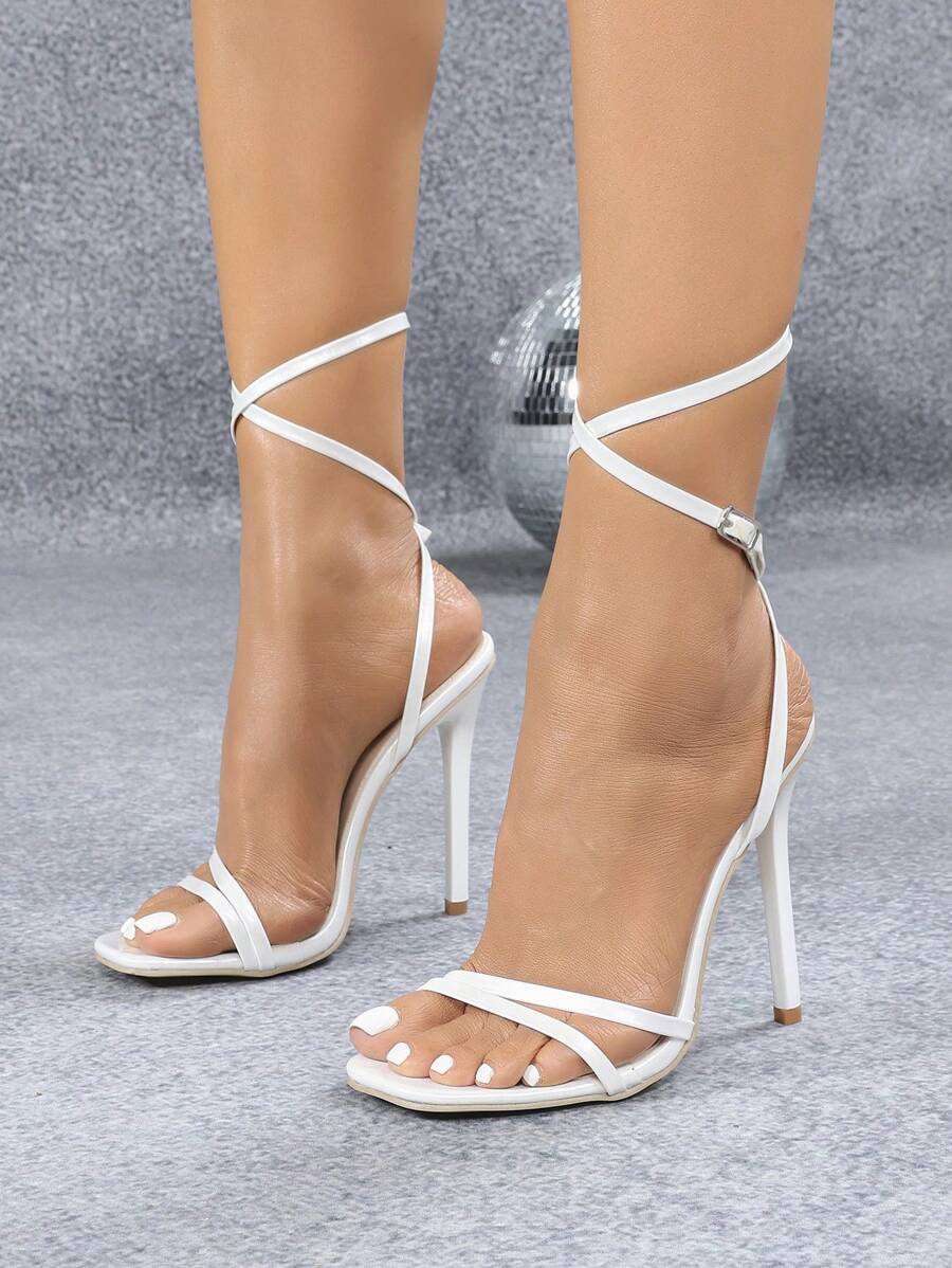 High heeled pumps