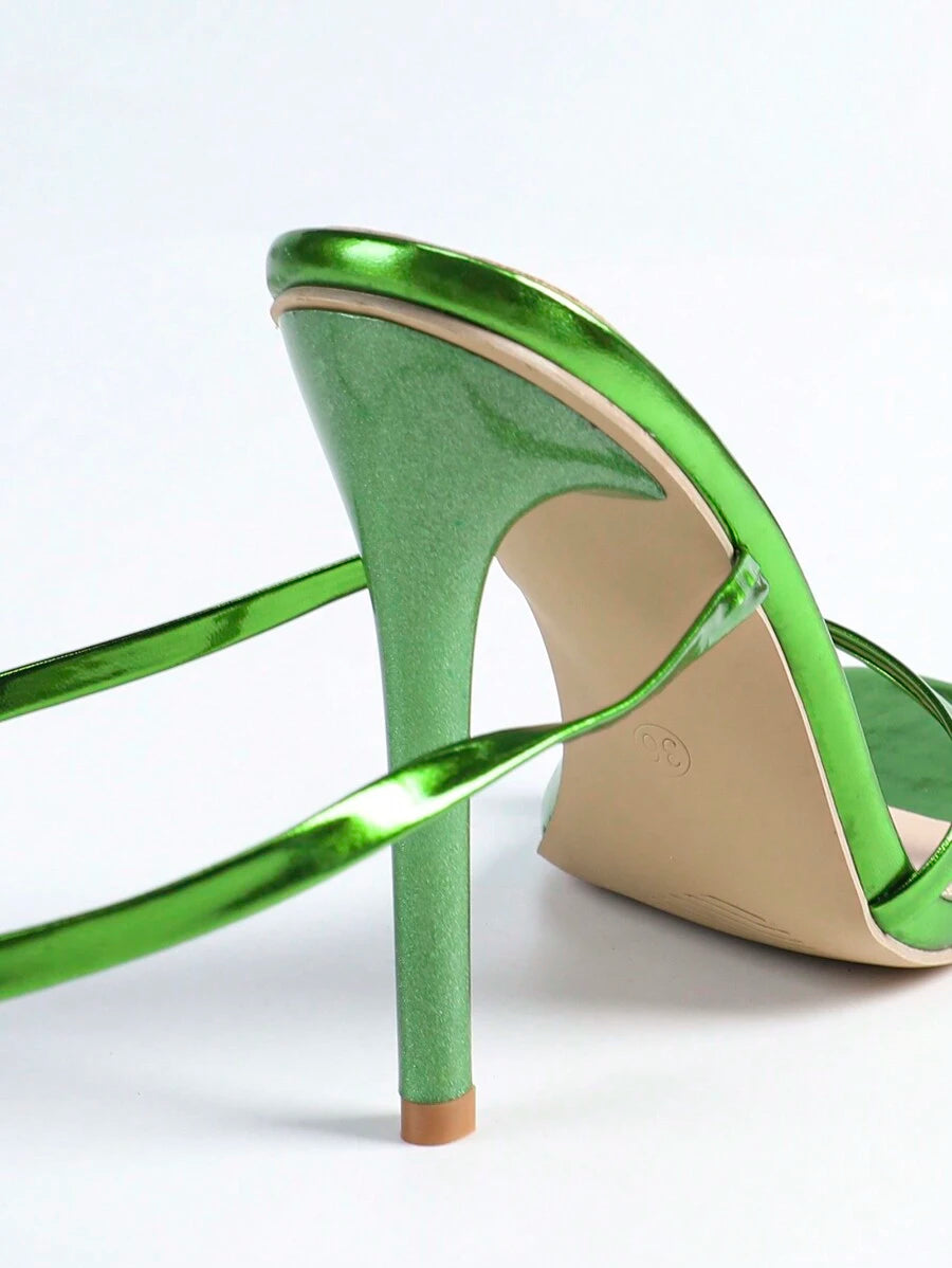 High heeled pumps