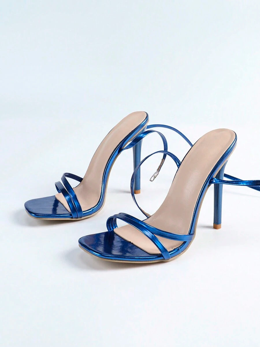 High heeled pumps