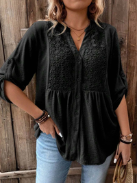 Noor – Blouse with V-neck and Buttons