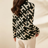 Livia | Elegant Sweater with Graphic Design