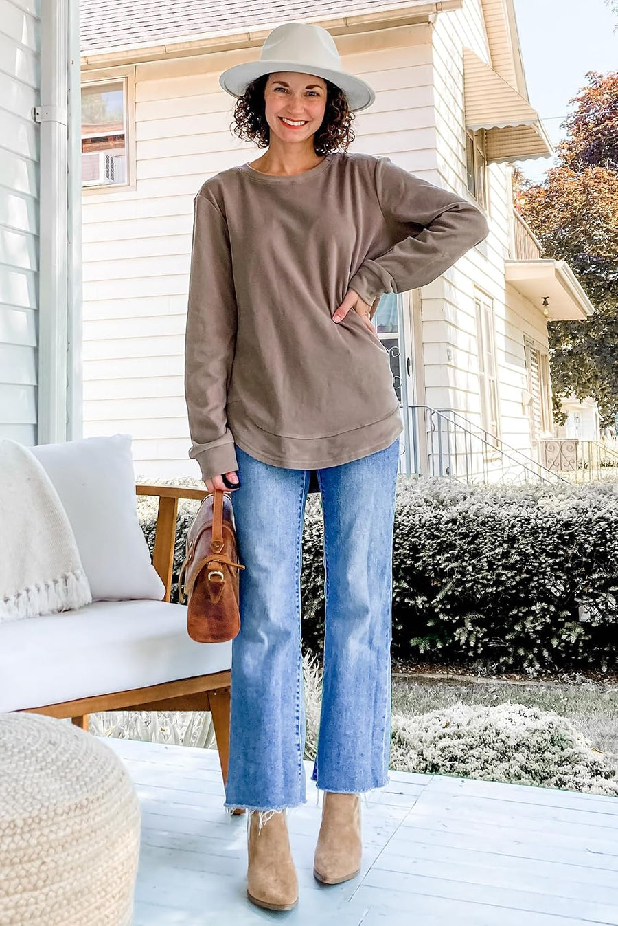 Women's Sweatshirt Crewneck
