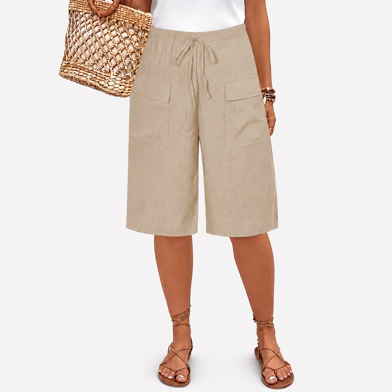 Marie - Linen Bermuda shorts with a tie fastening