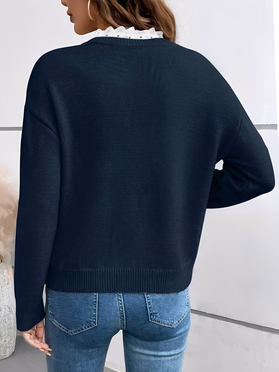 Céline | Chic Knitted Sweater with Elegant Lace Collar