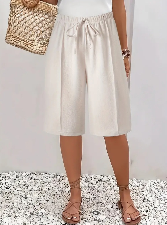 Lina Elegant Comfort Shorts – White