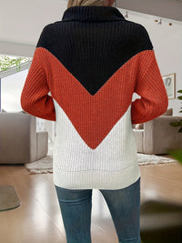 Laura – Sweater with Zipper
